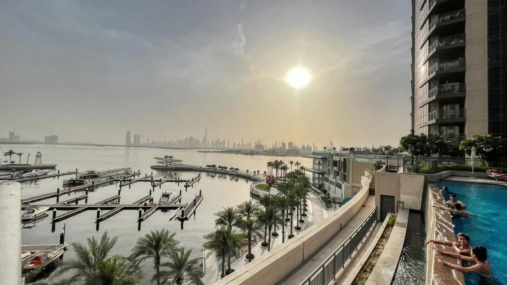 Dubai Creek Escape - Astonishing Creek Views Apartment United Arab Emirates