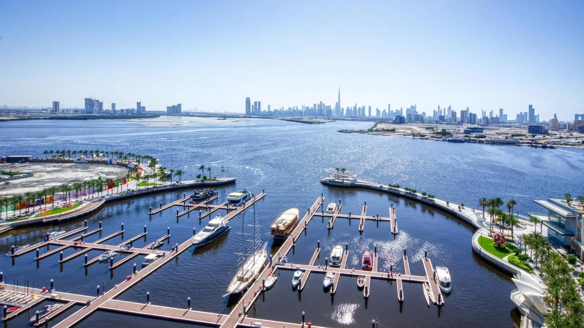 Dubai Creek Escape - Astonishing Creek Views Apartment United Arab Emirates